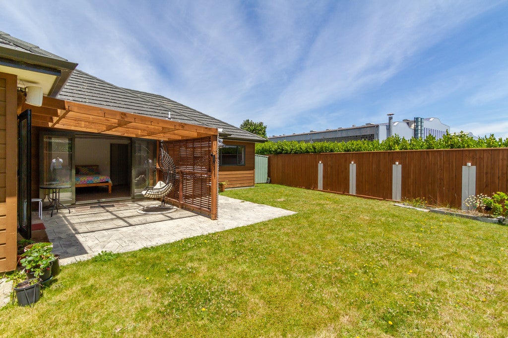26 Moana Grove, Waiwhetu, Lower Hutt - Carousel 2