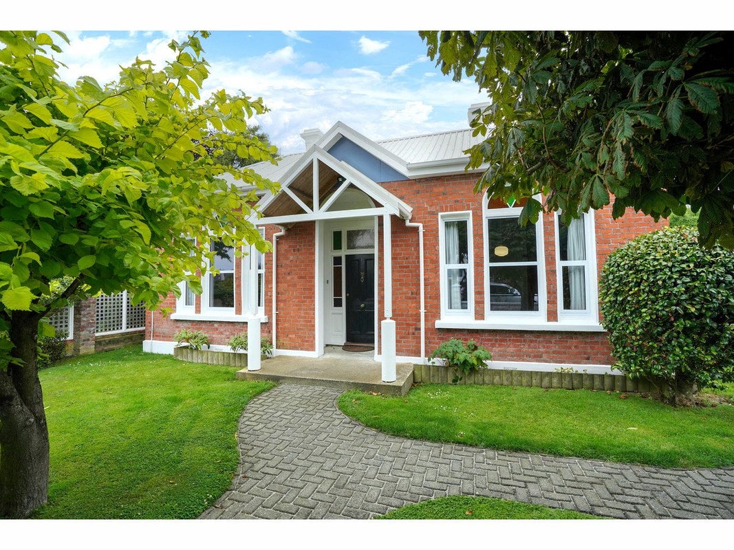 76 Banks Street, Richmond, Invercargill - Carousel 1