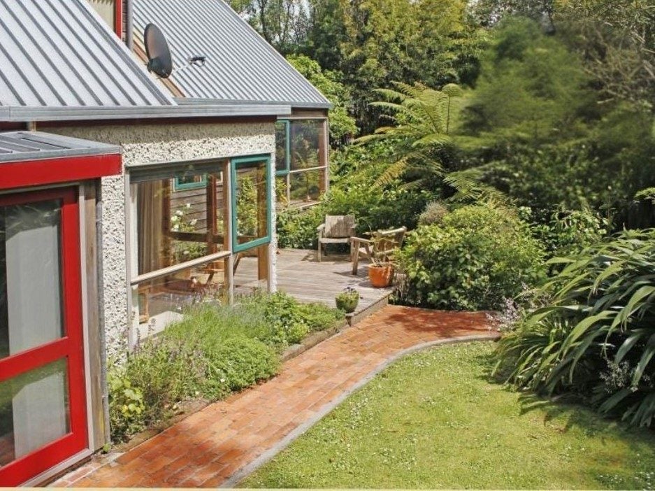 130 Atawhai Road, Fitzherbert, Palmerston North - Carousel 21