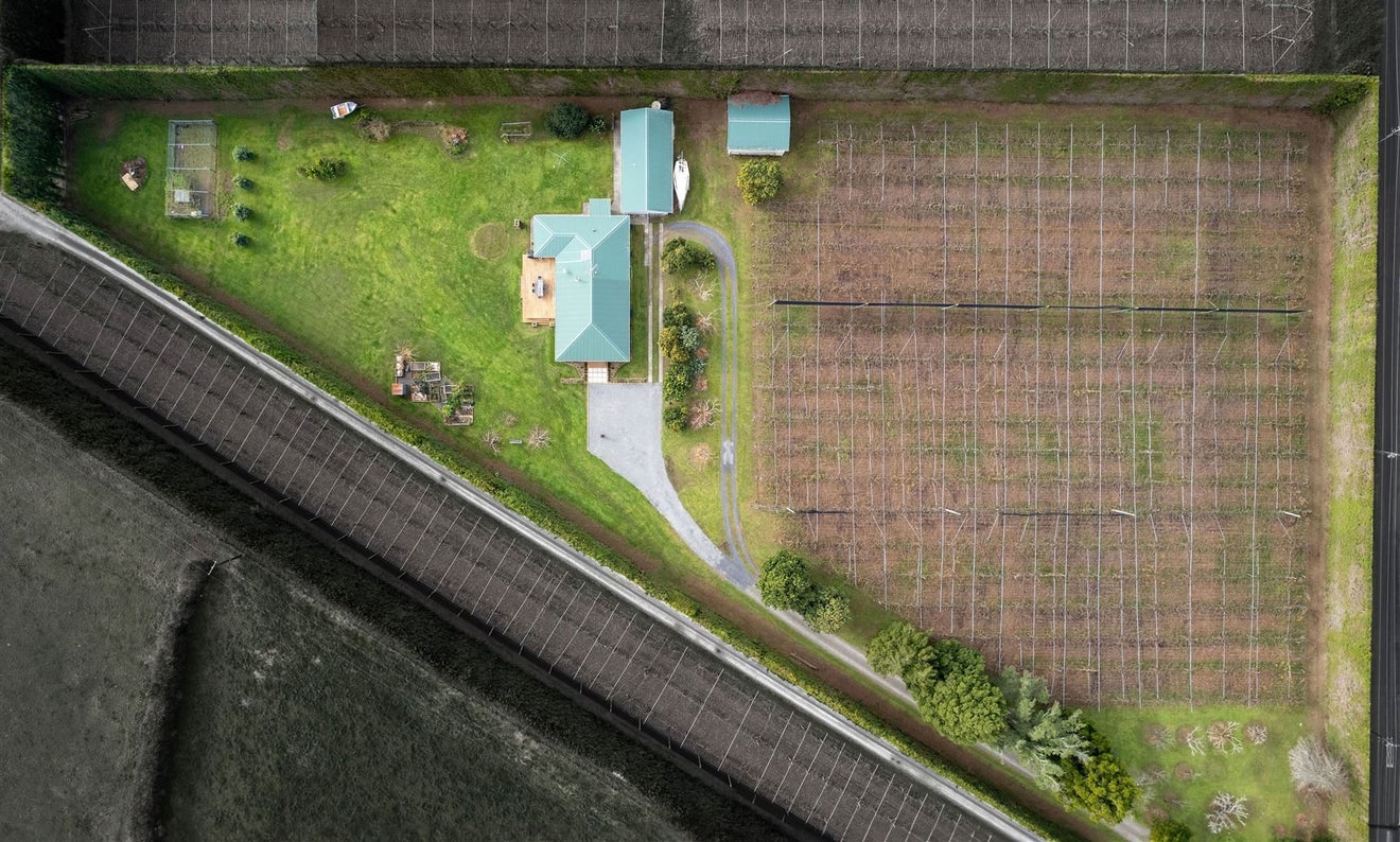 113 Beach Road, Katikati, Katikati - Carousel 24