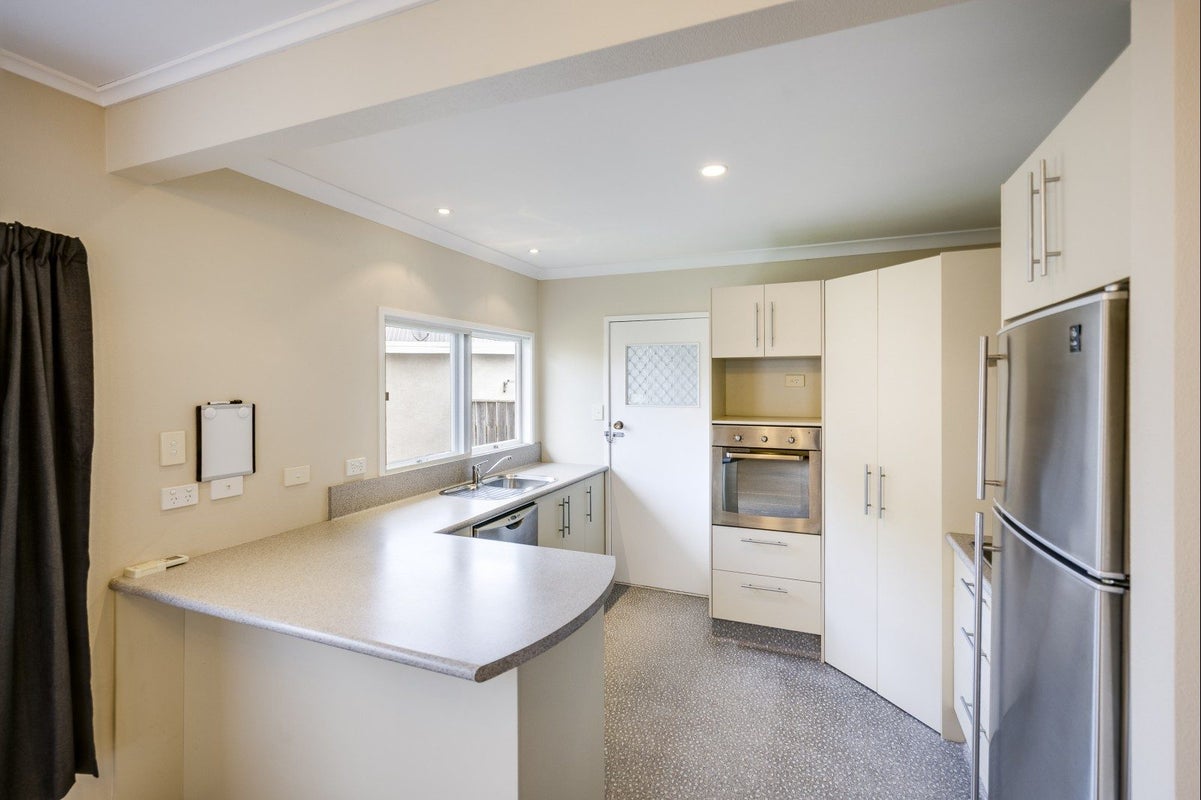 4/180 Gloucester Street, Taradale, Napier, Hawke's Bay - Carousel 2
