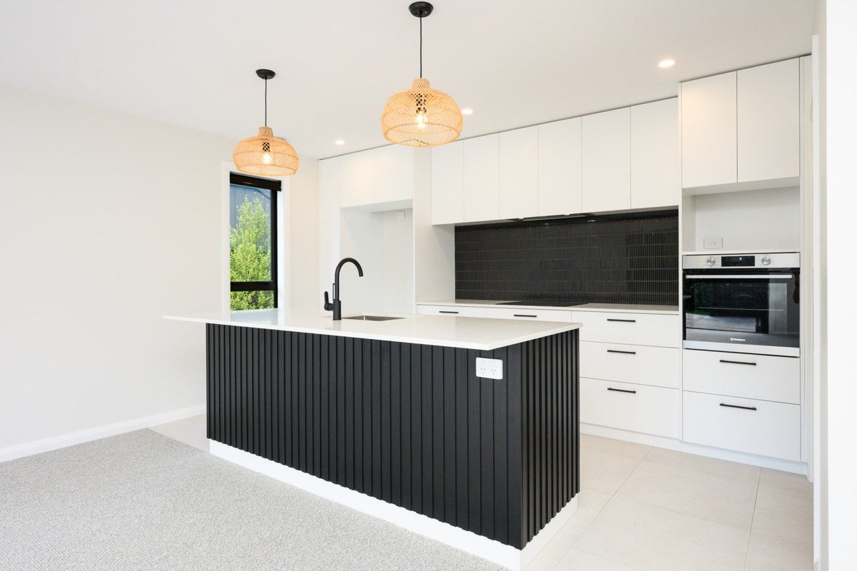 46 Napier Road, Terrace End, Palmerston North - Carousel 2