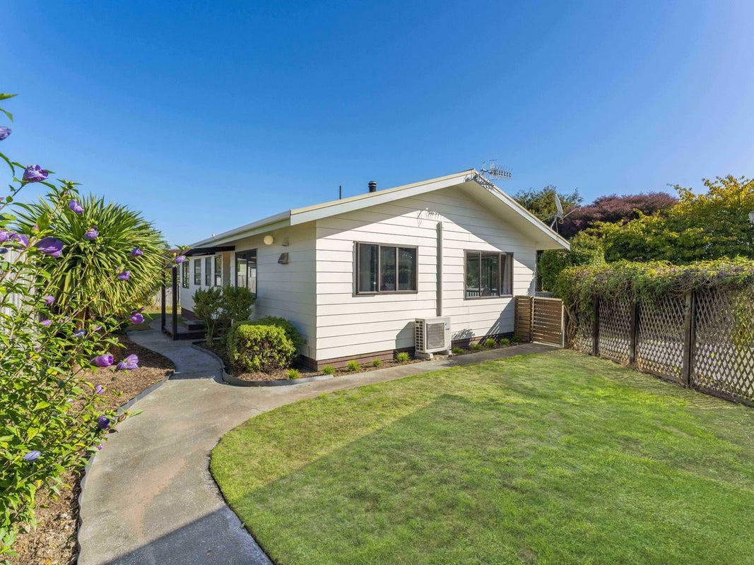 24 Arthur Crescent, Hilltop, Taupo - Carousel 22