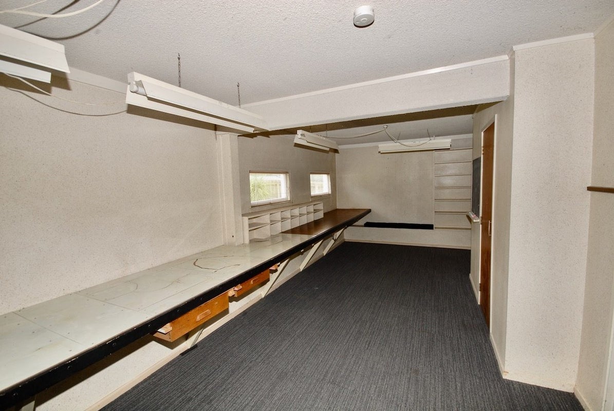 1 Lenihan Street, Northcote, Auckland - Carousel 13