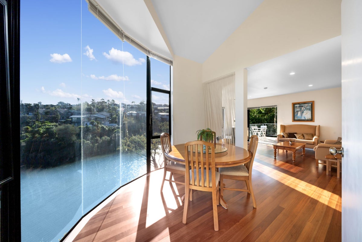 30A MacPherson Street, Meadowbank, Auckland - Carousel 2