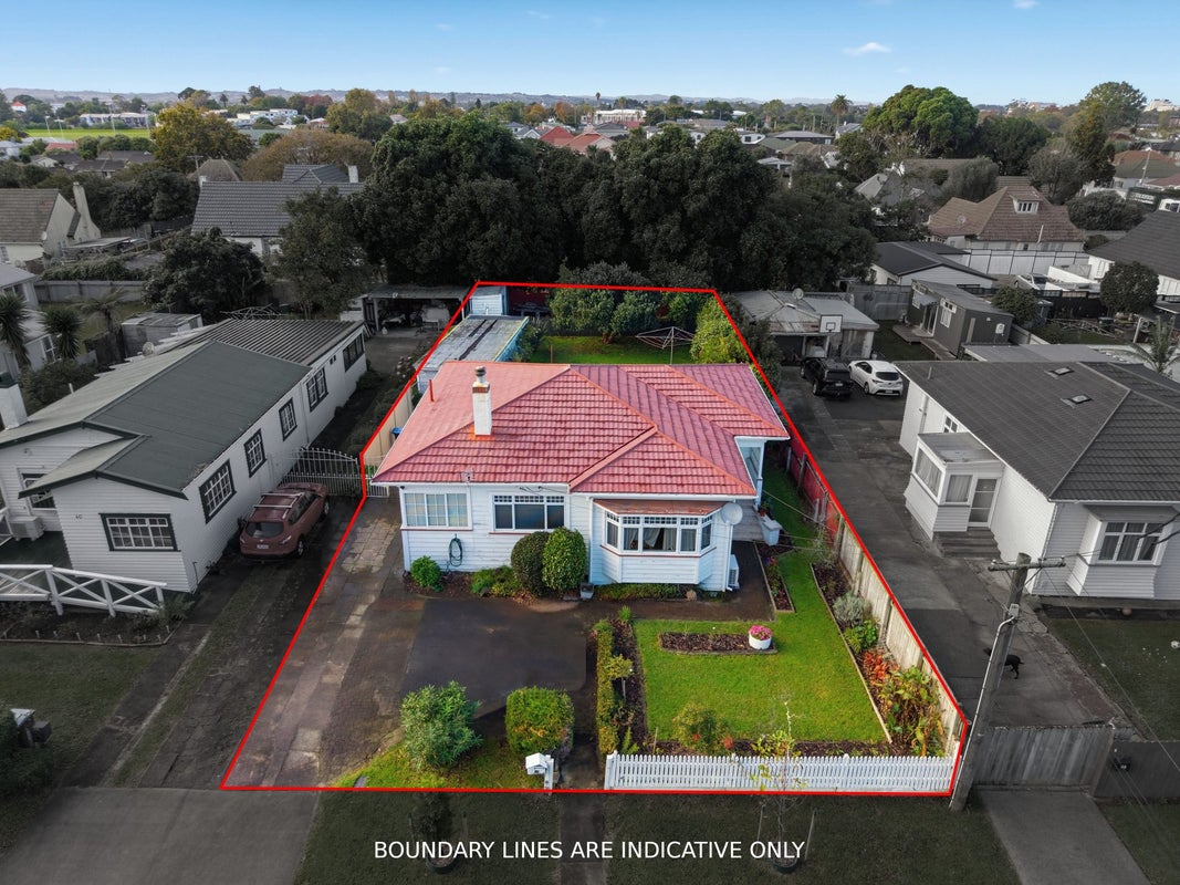 42 Lippiatt Road, Otahuhu, Auckland - Carousel 1