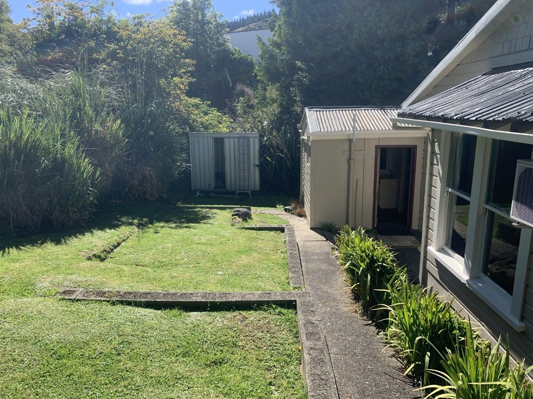 11 Duke Street, Sawyers Bay, Port Chalmers - Carousel 8