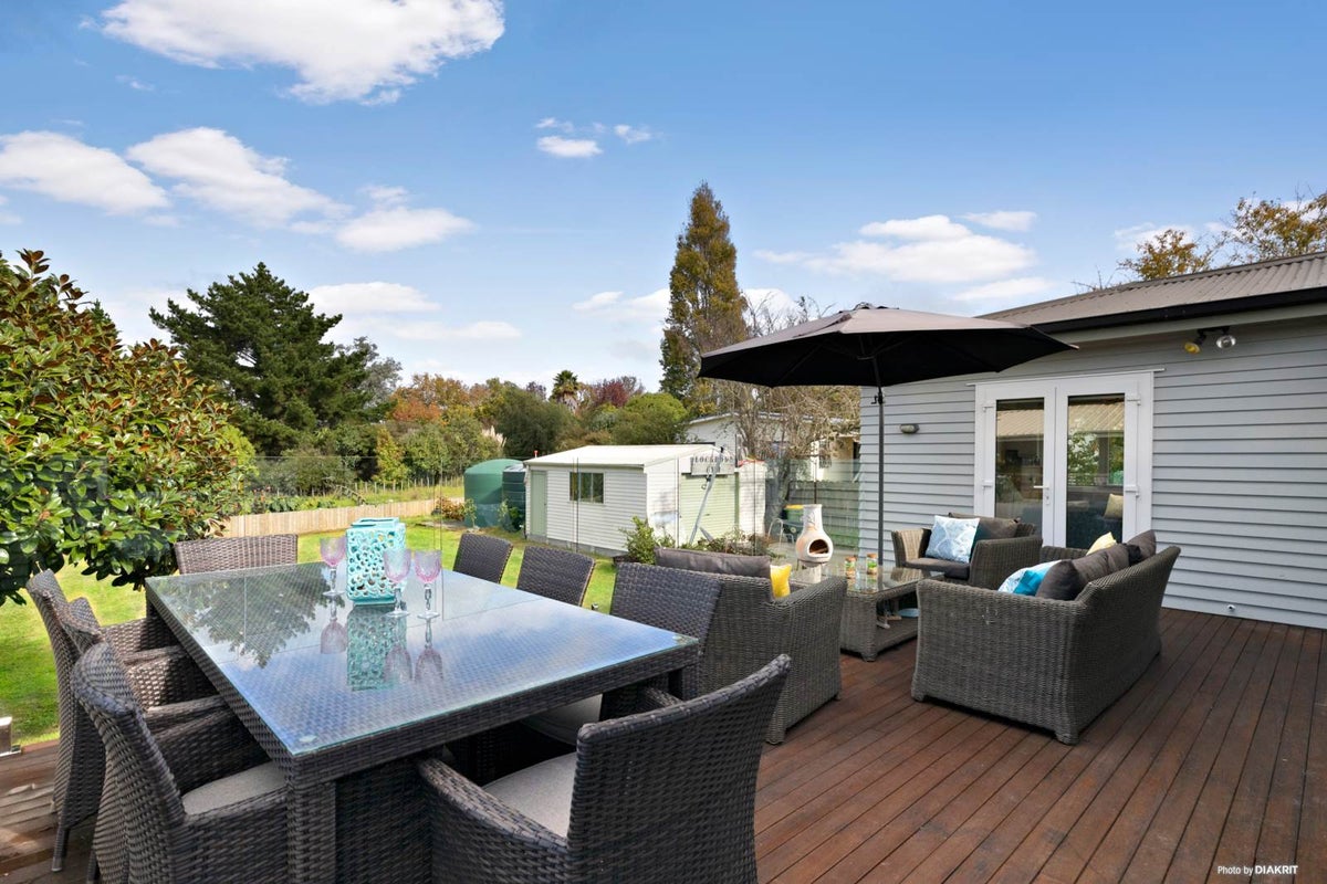 67 Third View Avenue, Beachlands, Auckland - Carousel 1