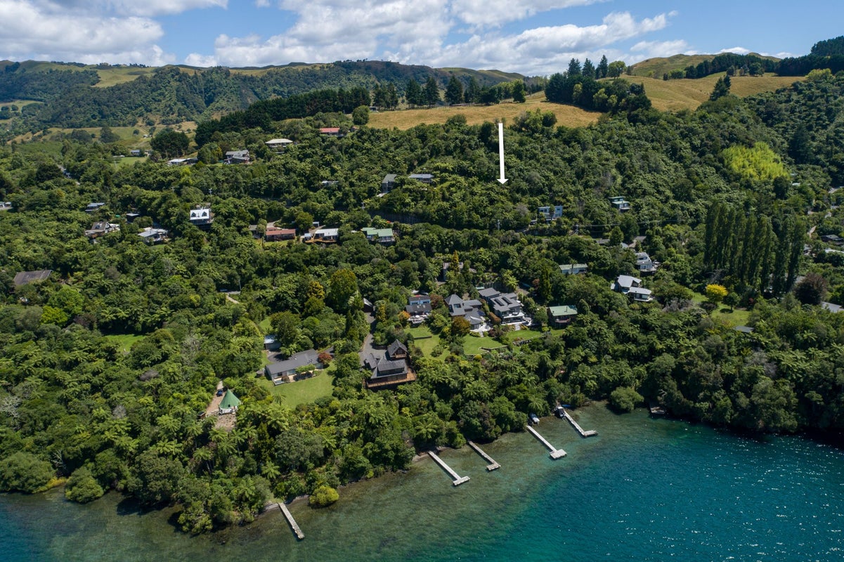 30 Spencer Road, Lake Tarawera, Rotorua - Carousel 3