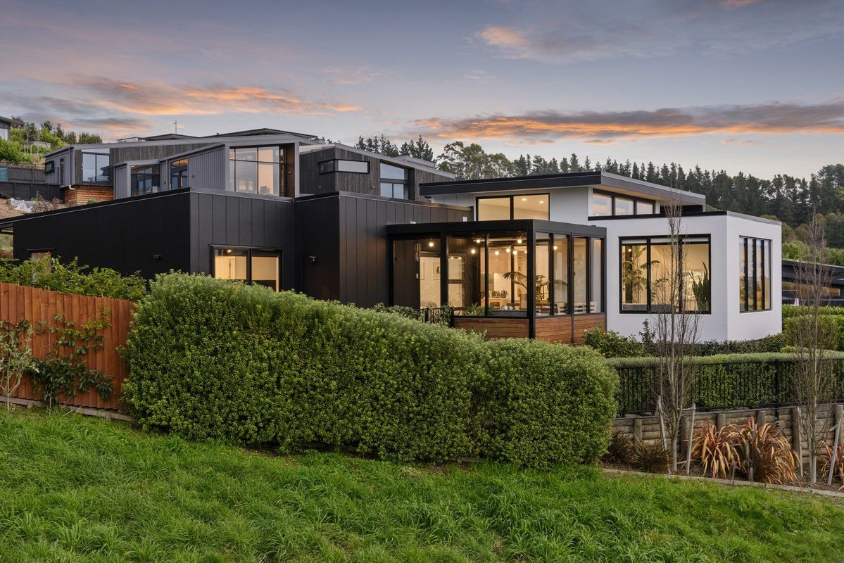 3A Redmund Spur Road, Kennedys Bush, Christchurch - Carousel 2
