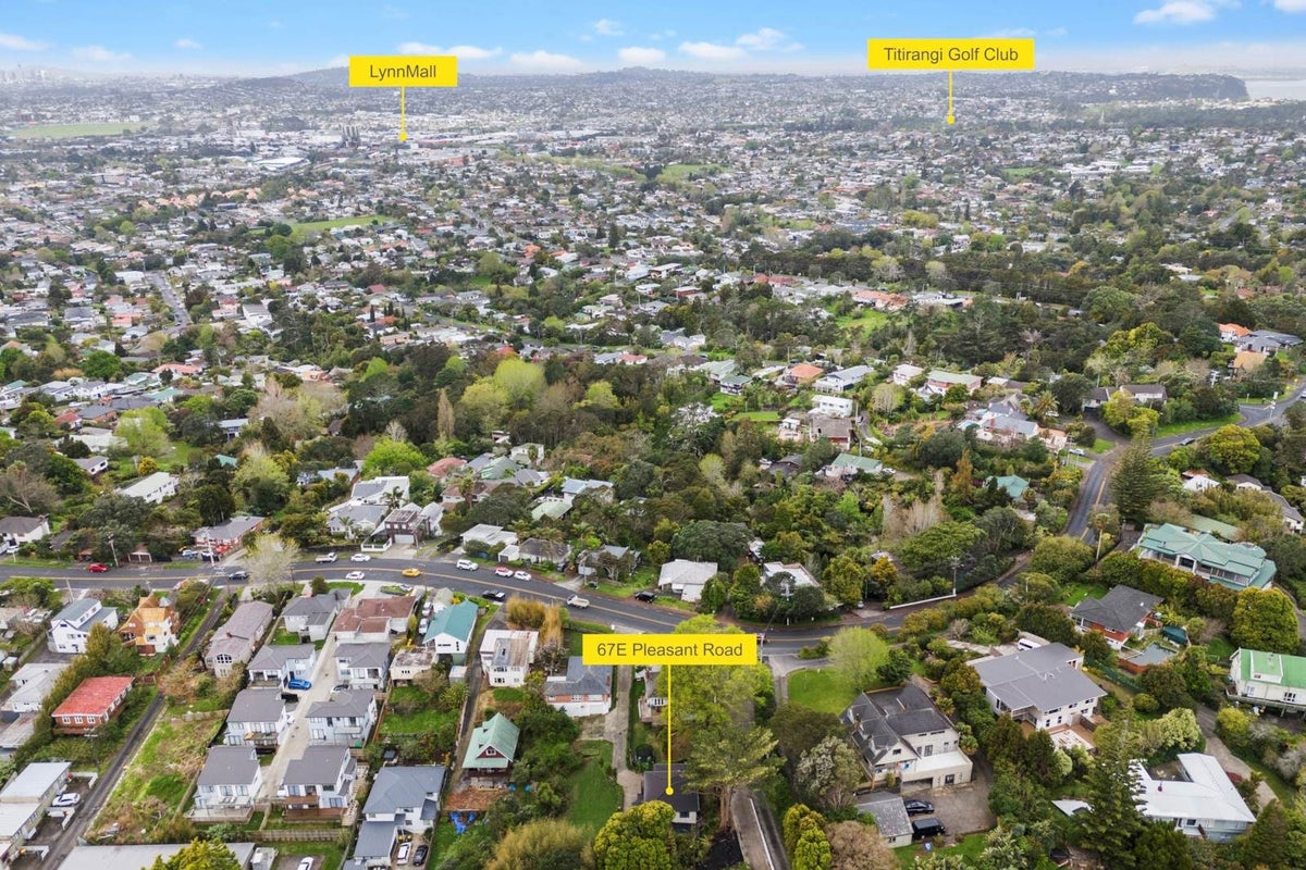 67E Pleasant Road, Glen Eden, Auckland - Carousel 29