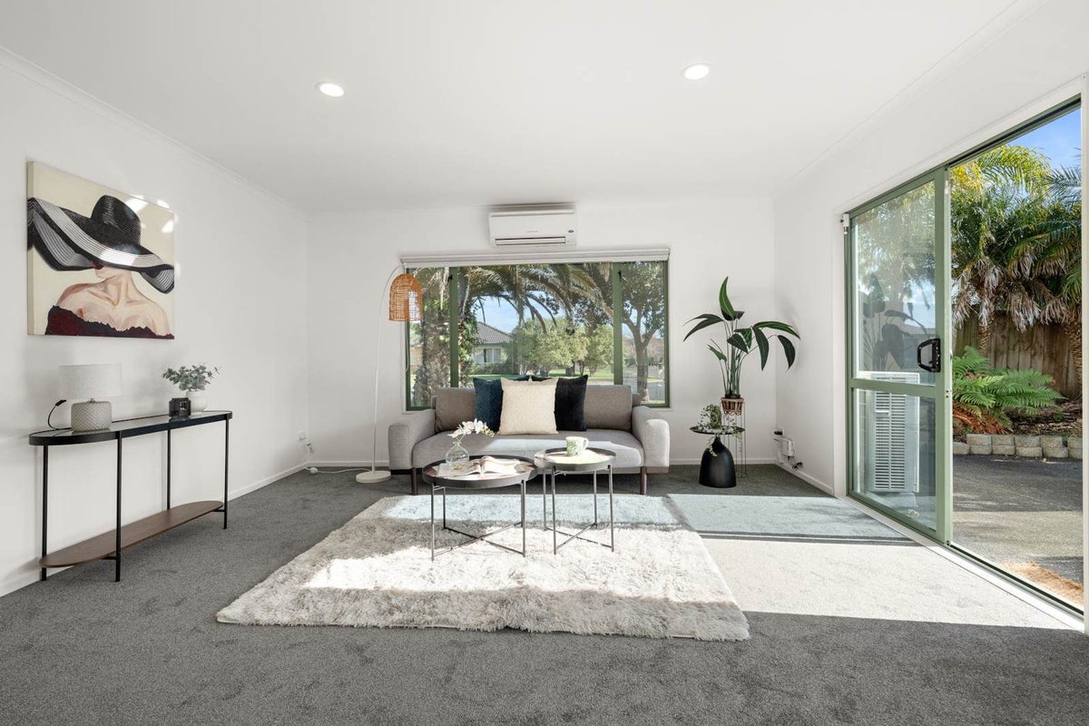 70 Armoy Drive, East Tamaki, Manukau City, Auckland - Carousel 2