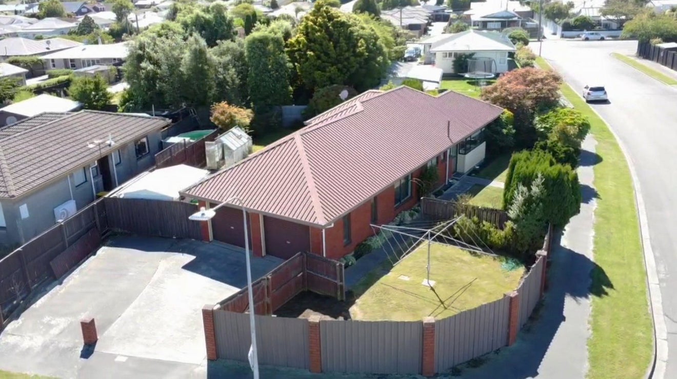 2 Mayo Place, Belfast, Christchurch - Carousel 27