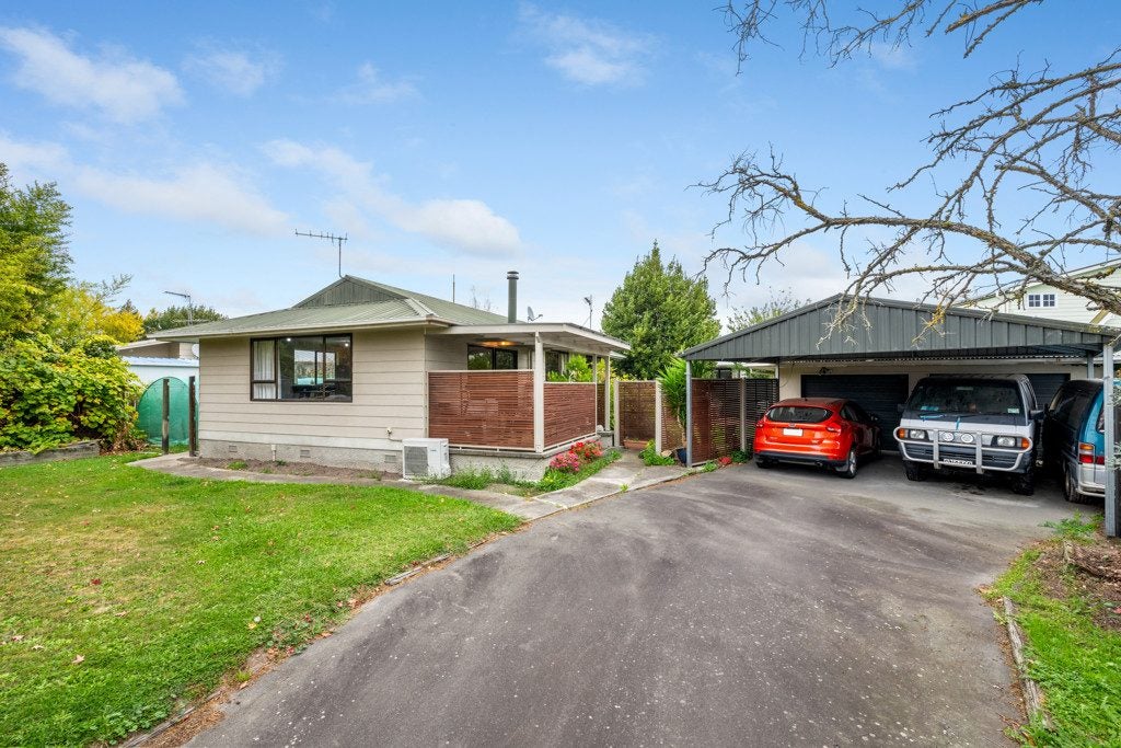8 Saul Lane, Springlands, Blenheim - Carousel 1