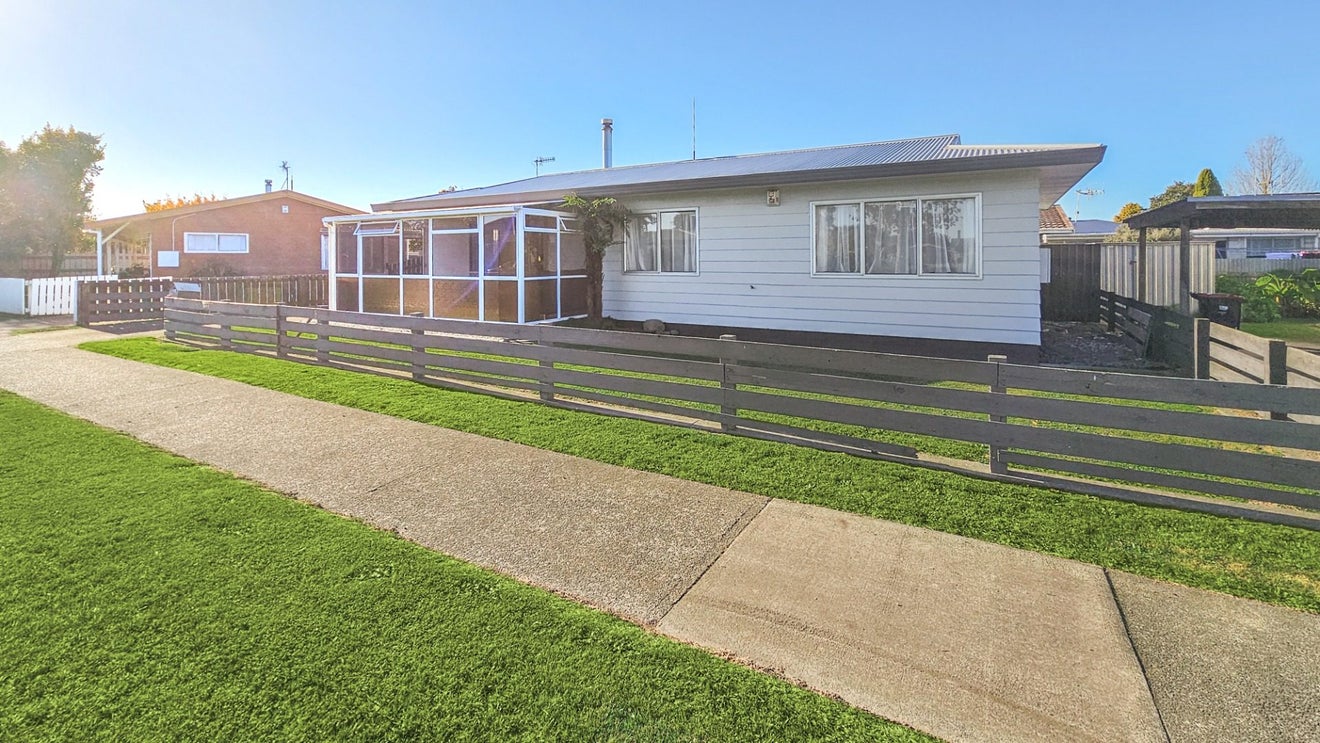 801B Cook Place, Raureka, Hastings - Carousel 2