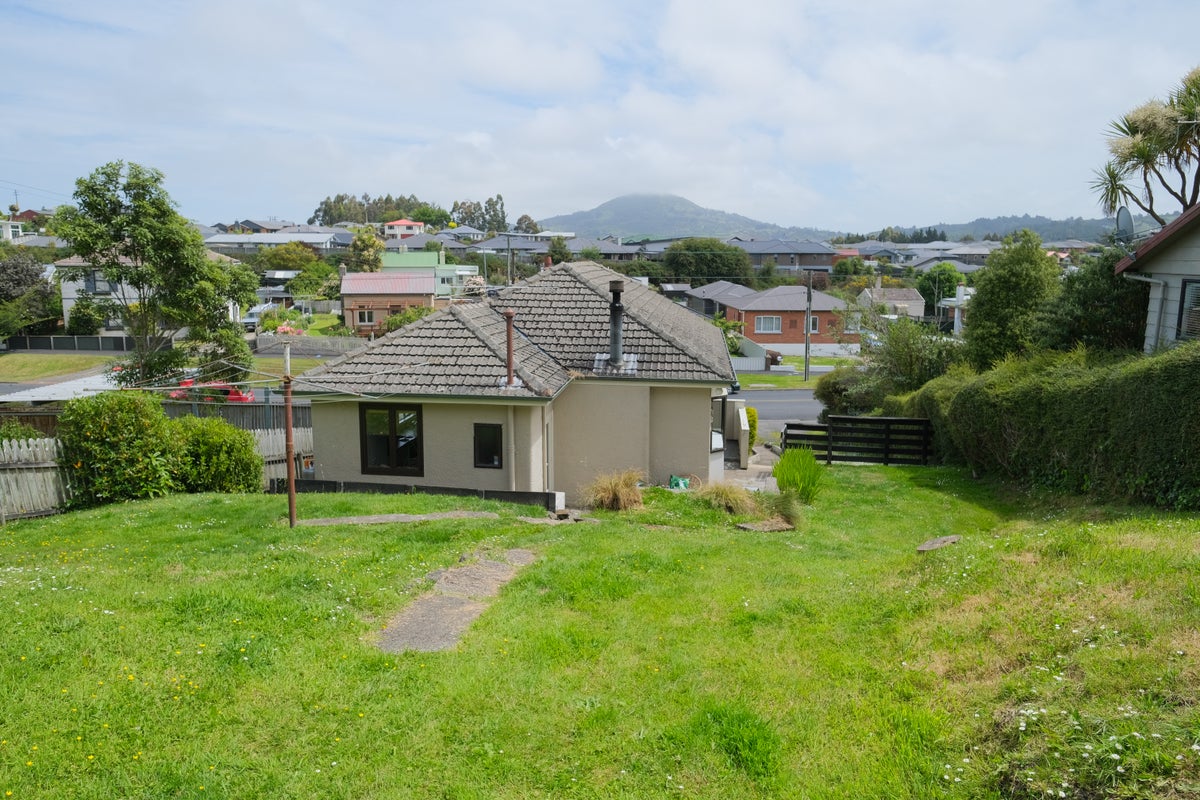 45 North Taieri Road, Abbotsford, Dunedin - Carousel 33