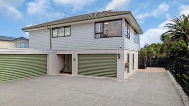 2/169 Stredwick Drive, Torbay, Auckland - Carousel 1