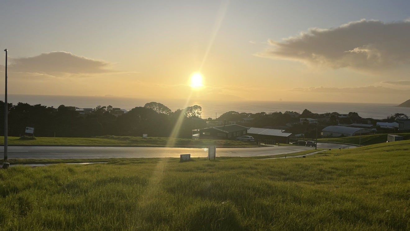 4 Starlight Place, Langs Beach, Waipu - Carousel 2