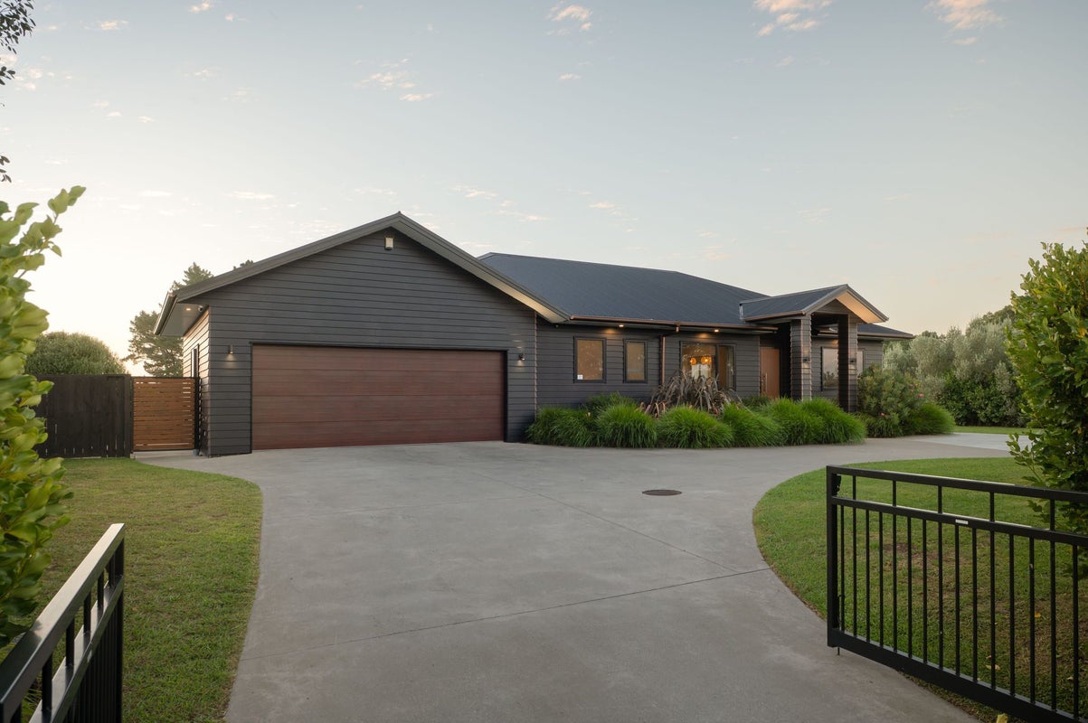 9 Hall Road, Peacocke, Hamilton - Carousel 1