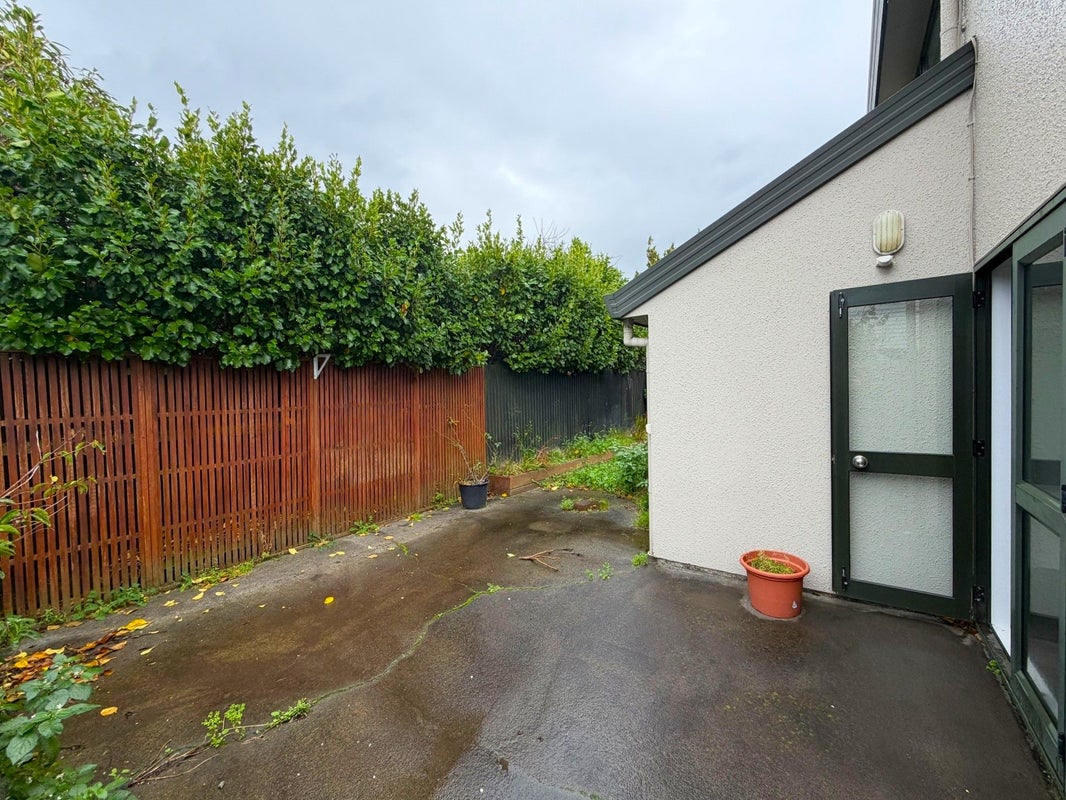 15A Puriri Street, Woburn, Lower Hutt - Carousel 20