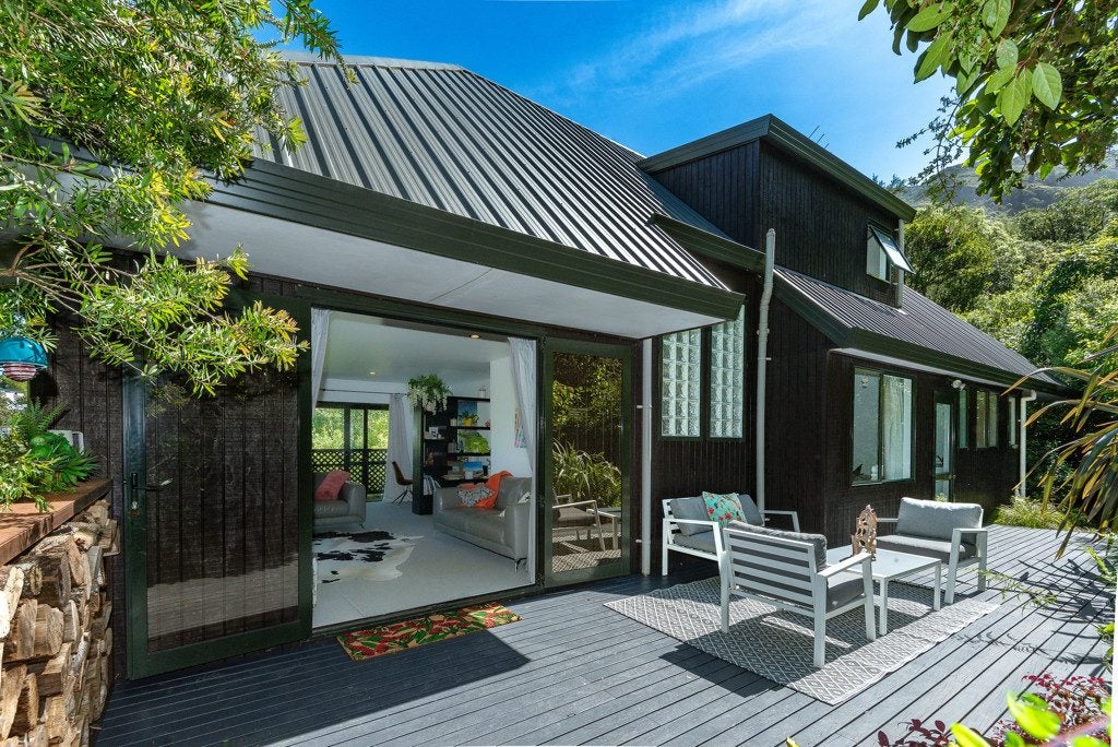 16 Zephyr Terrace, Governors Bay, Governors Bay - Carousel 2