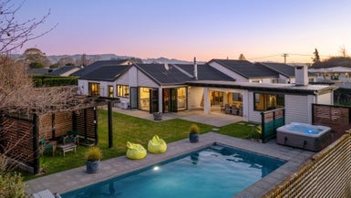22 Rose Street, Springlands, Blenheim - Carousel 1