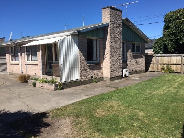 1/124 Wilsons Road South, Saint Martins, Christchurch - Carousel 1