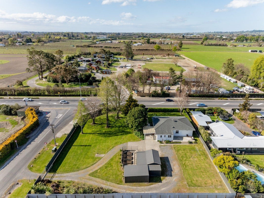 3 St Andrews Road, Havelock North, Havelock North - Carousel 21