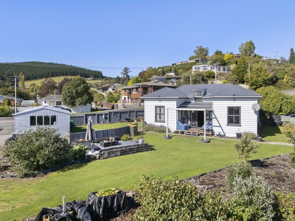 10 Sandown Street, Waihola - Carousel 1