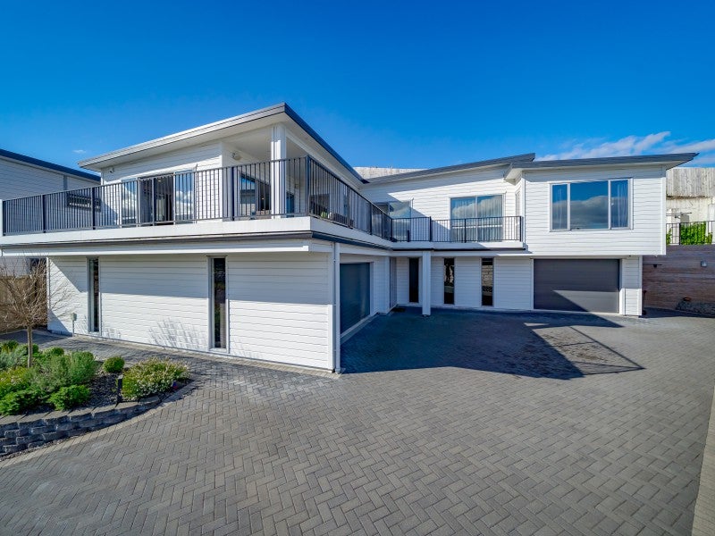 12 Gyle Place, Pyes Pa, Tauranga - Carousel 2