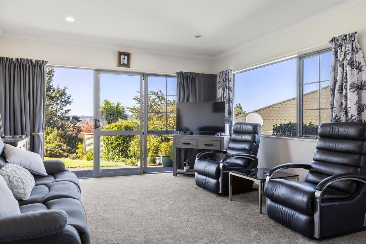 44 Lakeridge Close, Rangatira Park, Taupo - Carousel 2
