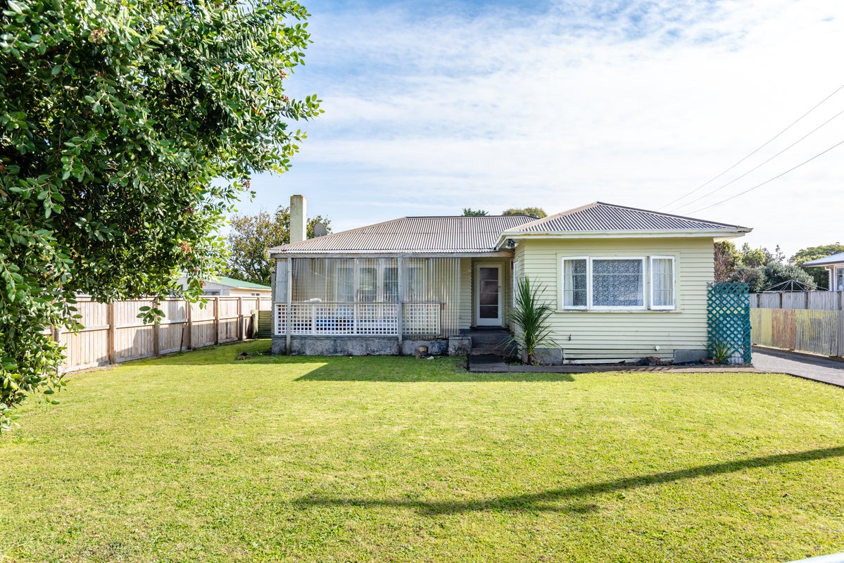 48 Tyndall Road, Outer Kaiti, Gisborne - Carousel 1