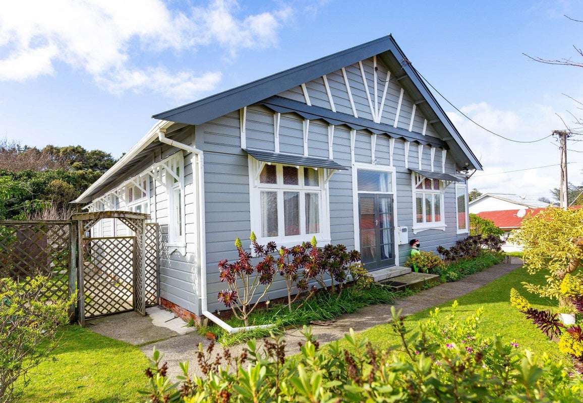 22 Gonville Avenue, Gonville, Whanganui - Carousel 2