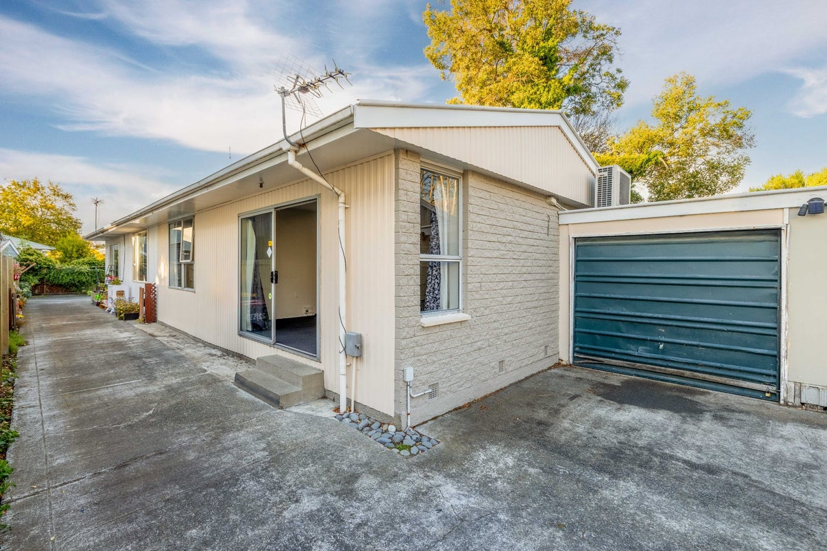 2/537 Saint Asaph Street, Phillipstown, Christchurch - Carousel 1