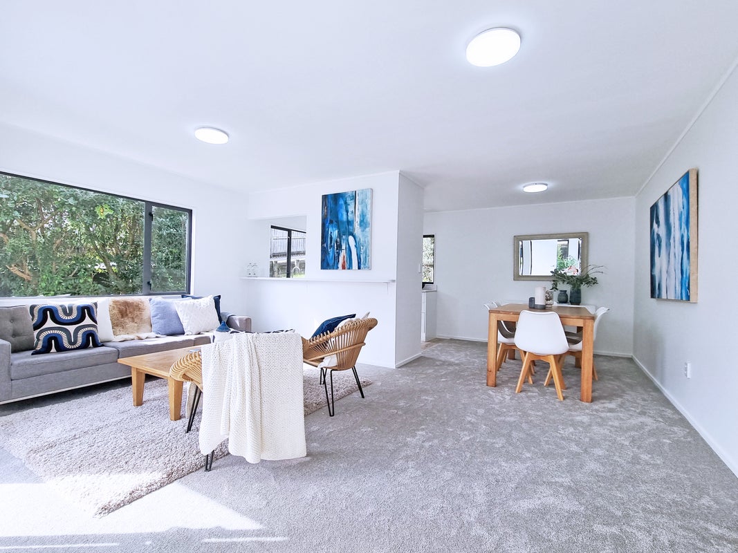 1/22 Selwyn Crescent, Forrest Hill, Auckland - Carousel 1