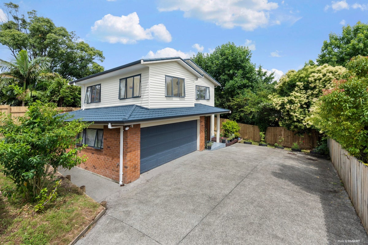 16A McLeod Road, Henderson, Auckland - Carousel 15