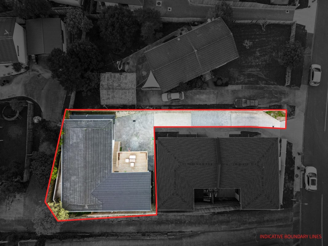 31 Helleur Road, Massey, Auckland - Carousel 19
