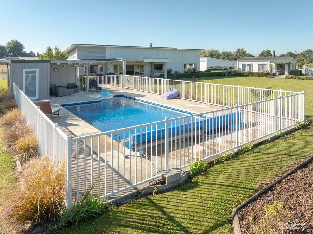 231 Belvedere Road, Carterton, Carterton - Carousel 50