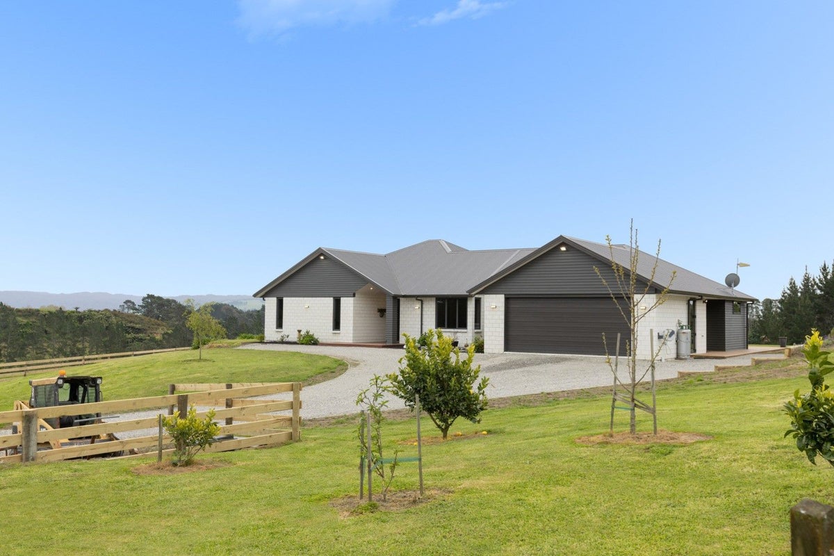 912 Omanawa Road, Omanawa, Tauranga - Carousel 2