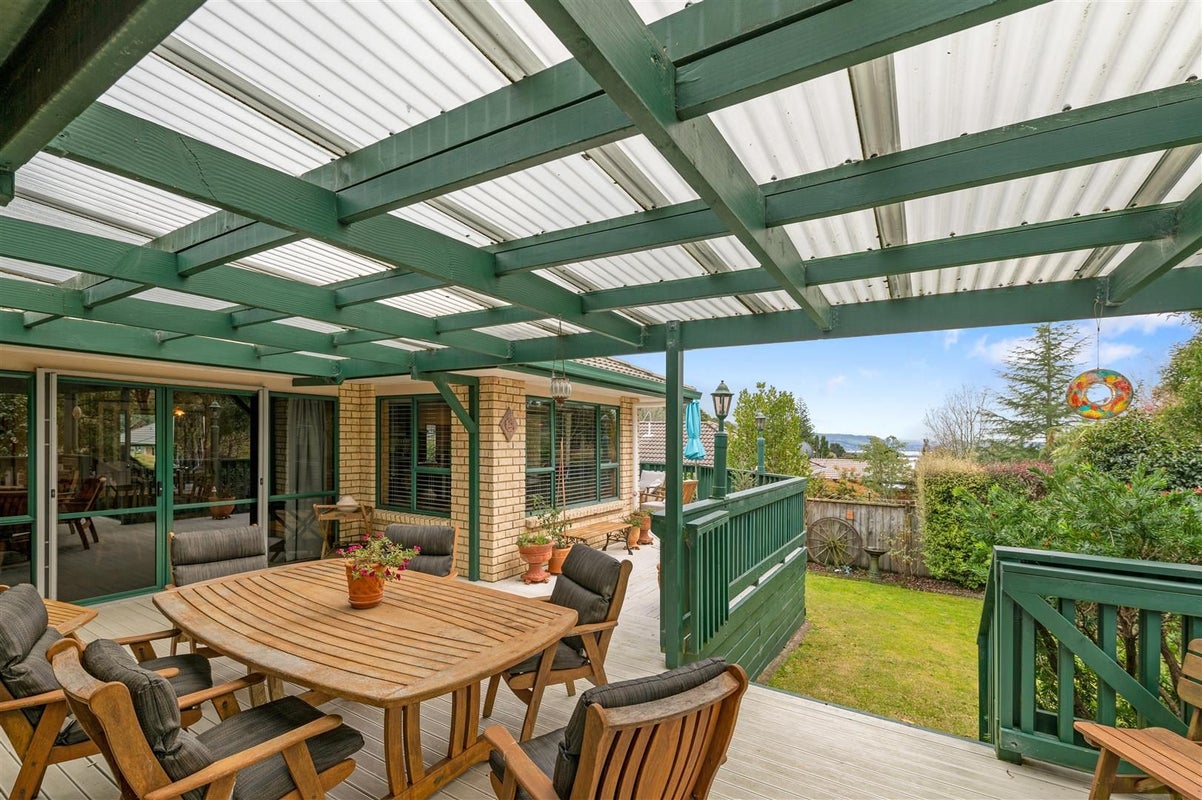 14 Forest Place, Lynmore, Rotorua - Carousel 2