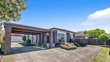 13 Liam Place, Half Moon Bay, Auckland - Carousel 1