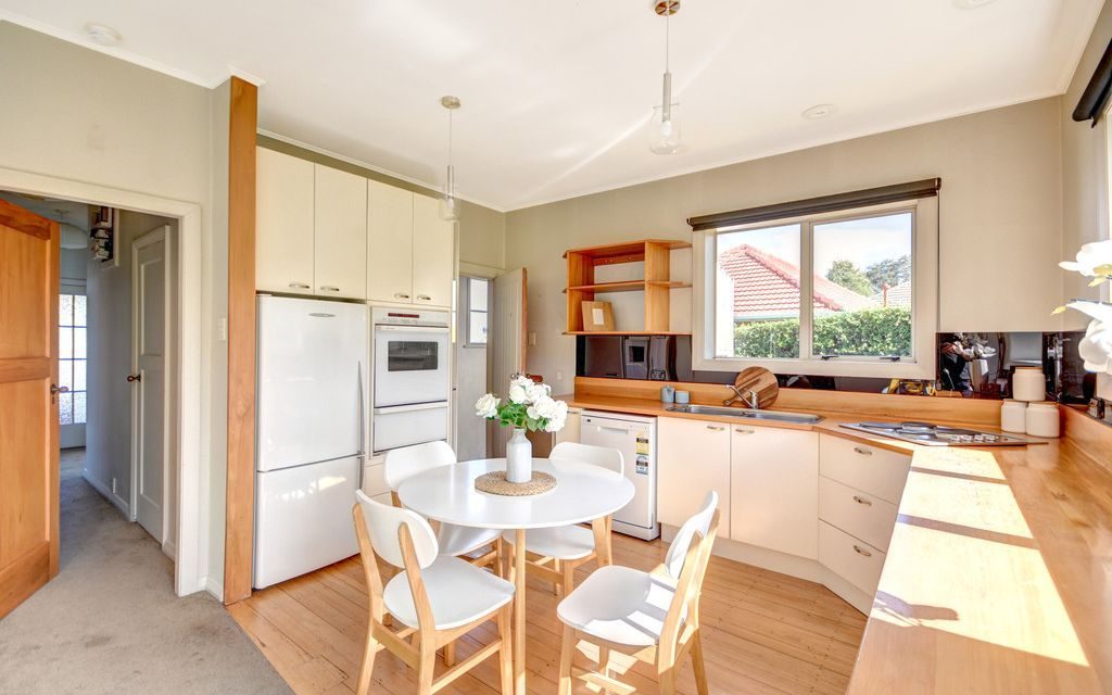 49 Greenhill Avenue, Wakari, Dunedin - Carousel 2