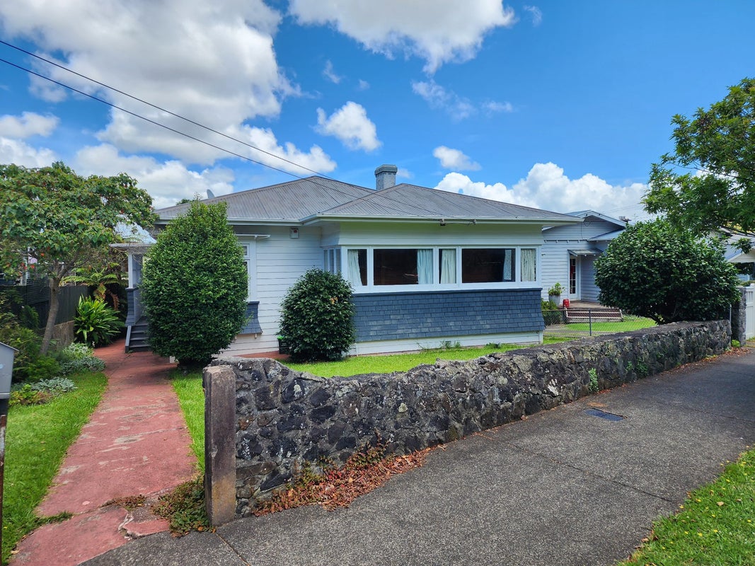 24 Wolseley Street, Morningside, Auckland - Carousel 1
