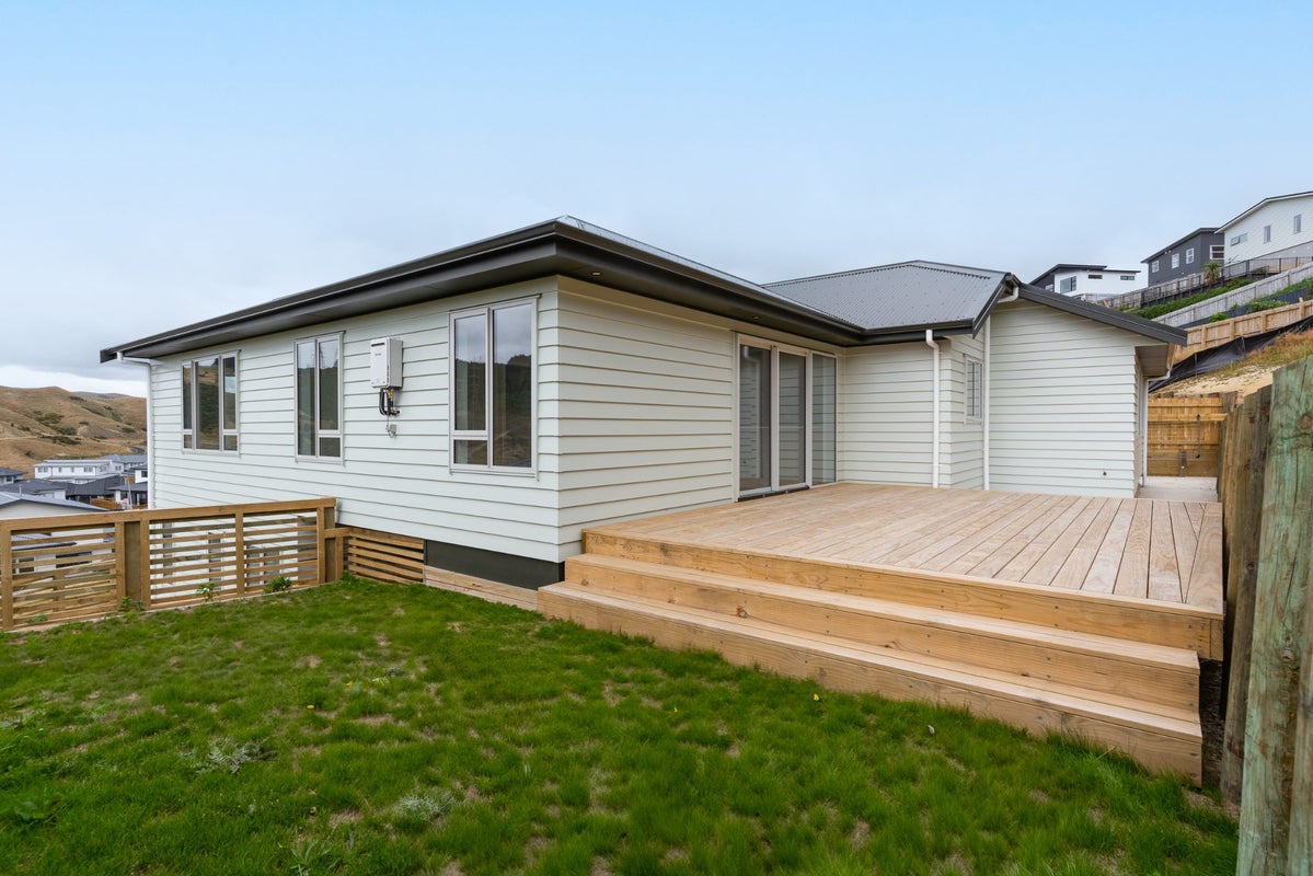 7 Swinton Place, Churton Park, Wellington - Carousel 2