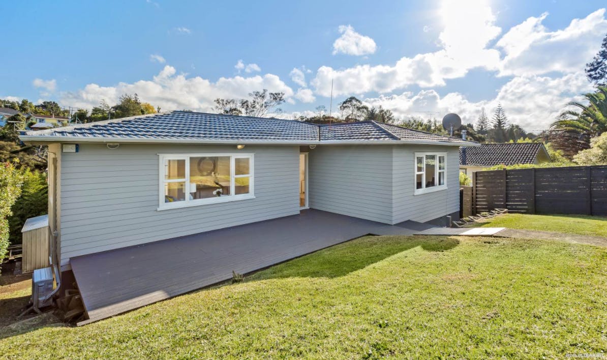 26 Lanigan Street, Birkdale, Auckland - Carousel 1