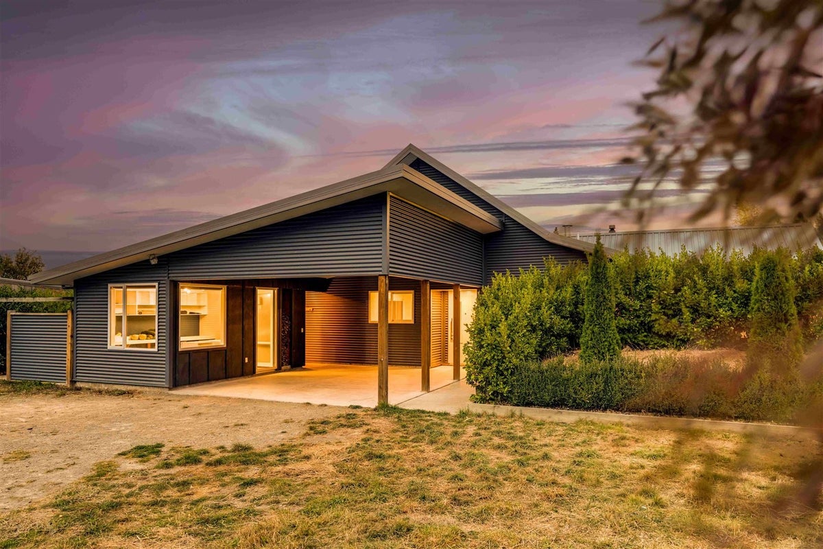 7 Loburn Whiterock Road, Loburn, Rangiora - Carousel 27