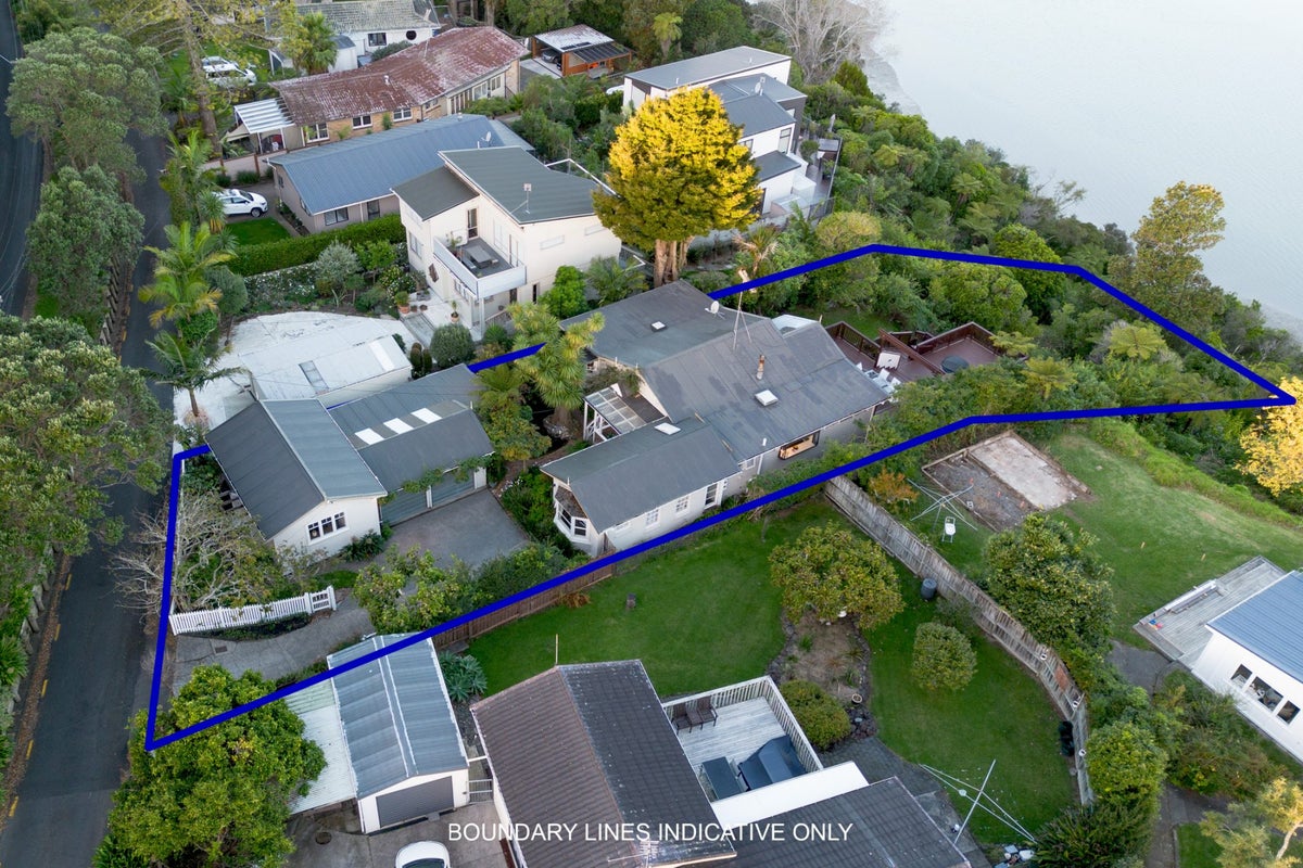 23 Pohutukawa Avenue, Shelly Park, Auckland - Carousel 50