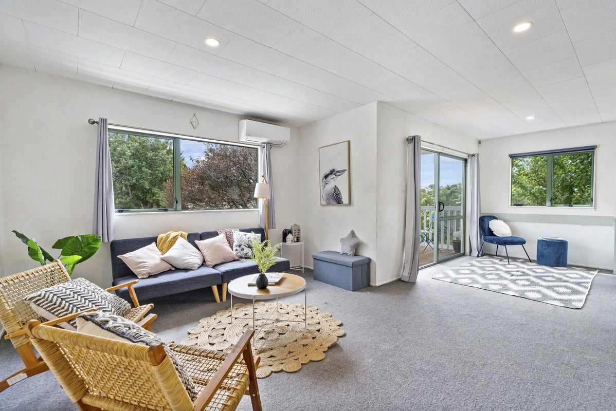 19A Ogle Crescent, Te Kamo, Whangarei - Carousel 1