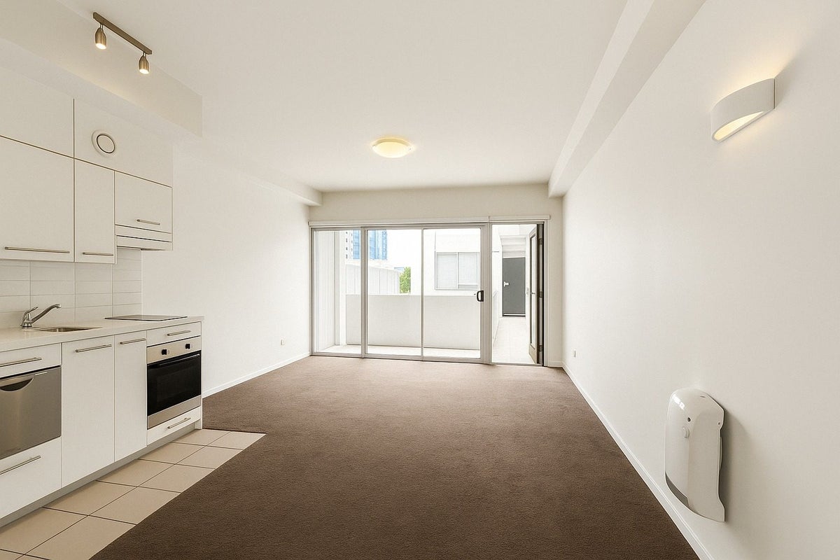 303/155 Beach Road, Auckland Central, Auckland - Carousel 1