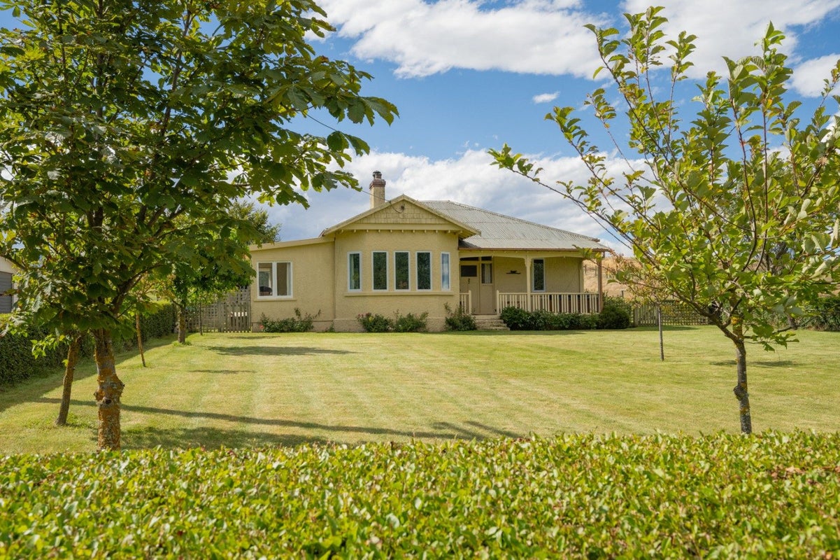 677 Springvale Road, Springvale, Alexandra - Carousel 2